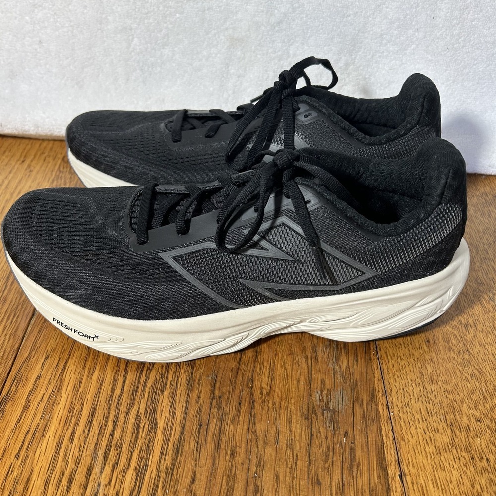 New Balance Womens Size 9.5 Black Fresh Foam 1080v14 Athletic Shoes